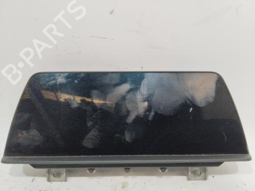 Used Display monitor BMW 1 (F20) 116 i (136 hp) 22520900