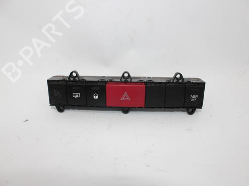 Used Warning switch PEUGEOT BOXER Van (244) [2001-2025]  12307376