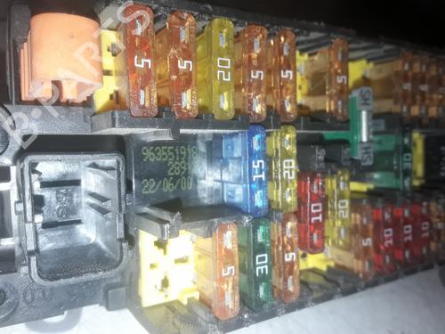 Used Fuse box CITROËN XSARA Break (N2) [1997-2010]  8579632