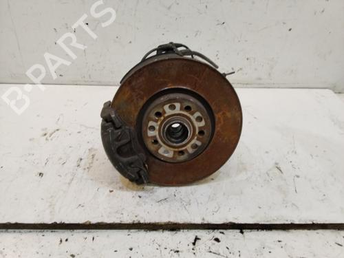 Used Right front steering knuckle VW PASSAT B3/B4 (3A2, 35I) [1988-1997]  18488183