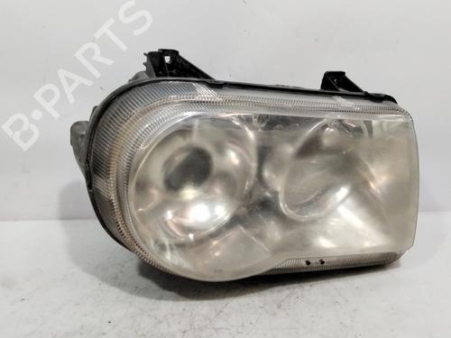 Used Right headlight CHRYSLER 300C (LX, LE) 3.0 CRD (218 hp) 30102388