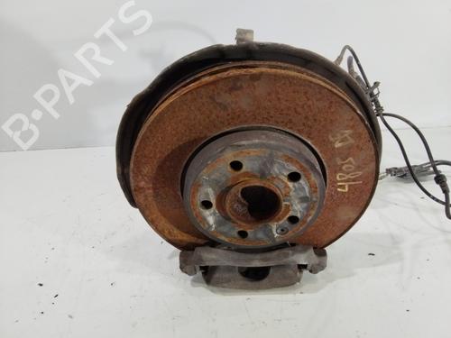 Used Right front steering knuckle Right front steering knuckle INFINITI Q30 1.5 D (109 hp) 33169546 33169546