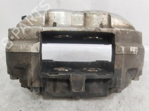 Used Left front brake caliper INFINITI QX70 30d AWD (238 hp) 26035712