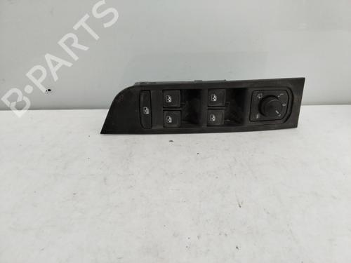 Used Left front window switch SKODA KAMIQ (NW4) 1.6 TDI (115 hp) 19170327
