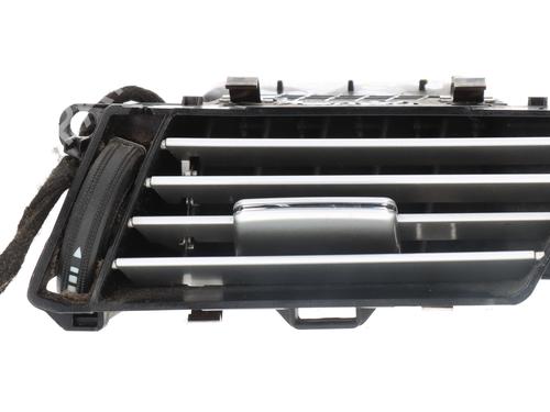 Used Air vent MERCEDES-BENZ E-CLASS (W212) [2009-2016]  30200453
