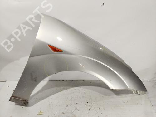 Used Right front fenders Right front fenders FORD FOCUS I (DAW, DBW) 1.6 16V (100 hp) 33301855 33301855