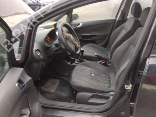 Fuse box OPEL CORSA D (S07) | BP31358220E1