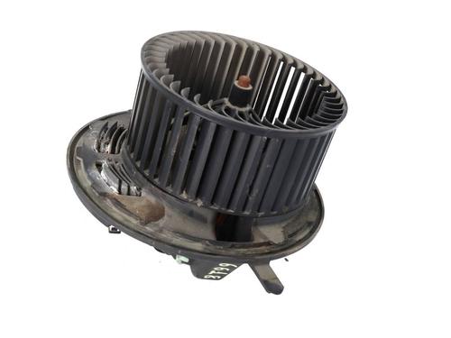 Used Heater blower motor Heater blower motor BMW X1 (E84) sDrive 20 d (177 hp) 40524645 40524645