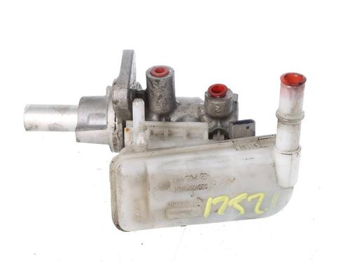 Used Brake master cylinder Brake master cylinder FORD FIESTA VI (CB1, CCN) 1.4 TDCi (68 hp) 40154719 40154719