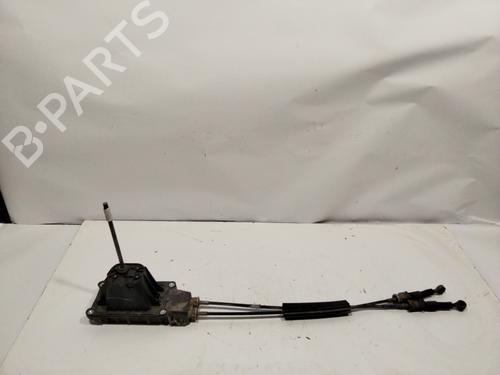 Used Gear lever RENAULT CLIO III (BR0/1, CR0/1) [2005-2014]  28837542