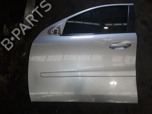 Used Left front door MERCEDES-BENZ M-CLASS (W164) [2005-2012]  11090897