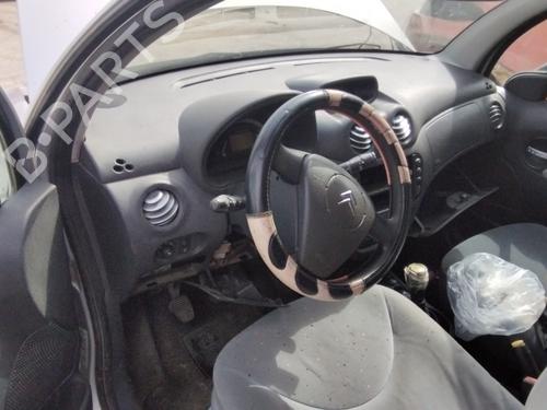 Left front steering knuckle CITROËN C3 I (FC_, FN_) 1.4 HDi | BP25721775M25 