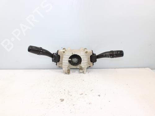Used Switch HYUNDAI SANTA FÉ I (SM) 2.0 CRDi 4x4 (113 hp) 18531100