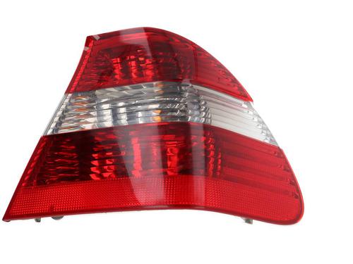 right-taillight-bmw-3-e46-1997-1998-1999-2000-2001-2002-2003-2004-2005-40007214 main image