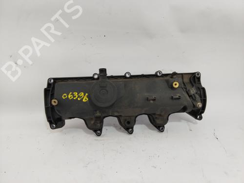 Used Valve cover RENAULT CLIO III (BR0/1, CR0/1) 1.5 dCi (75 hp) 21121647