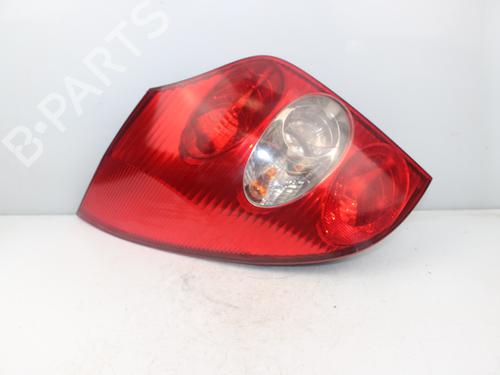 Used Left taillight RENAULT LAGUNA II (BG0/1_) [2001-2007]  16760536