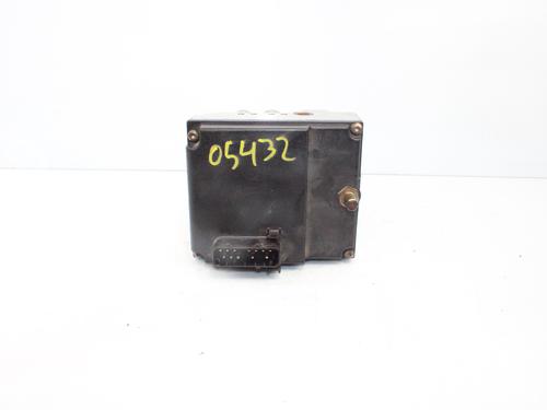 Used ABS pump MERCEDES-BENZ E-CLASS (W210) E 300 D (210.020) (136 hp) 15965276