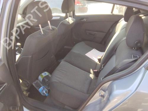Fuse box OPEL ASTRA H (A04)  | BP36844782E1  - Image 11