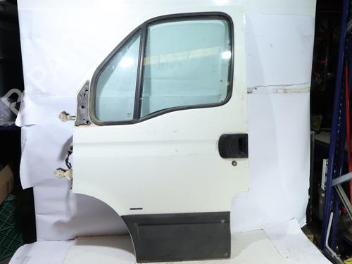 left-front-door-iveco-daily-iv-van-2006-2007-2008-2009-2010-2011-2012-38935353 main image