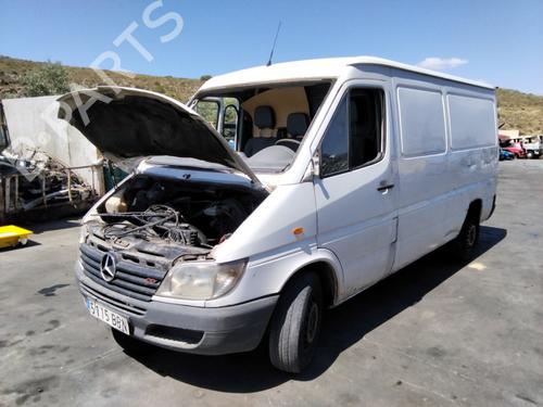 Brugte MERCEDES-BENZ SPRINTER 2-t Van (B901, B902) 211 CDI (901.661, 901.662, 902.661, 902.662) 4756026