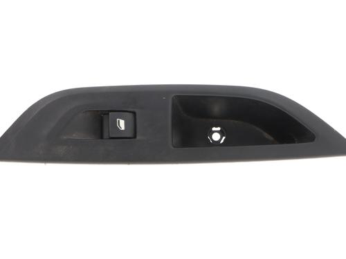 Used Left rear window switch Left rear window switch PEUGEOT 2008 II (UD_, US_, UY_, UJ_, UR_, UC_) [2019-2026] 33649625 33649625