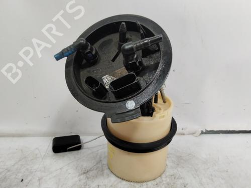 Used Fuel pump VW GOLF SPORTSVAN VII (AM1, AN1) 1.6 TDI (110 hp) 26390091