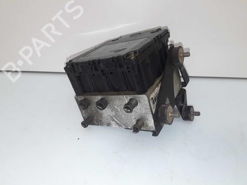 Used ABS pump CITROËN XANTIA (X2) 2.0 HDI 90 (90 hp) 8563040