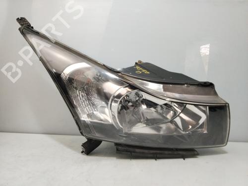 Used Right headlight CHEVROLET CRUZE (J300) 1.6 (124 hp) 20227702