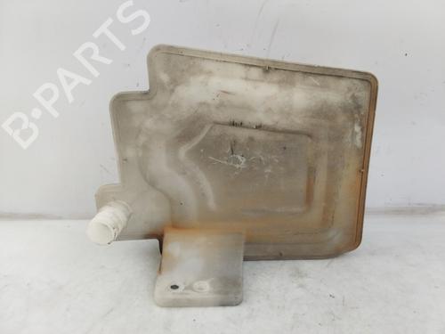 Used Windscreen washer tank VW GOLF V (1K1) [2003-2010]  24368558