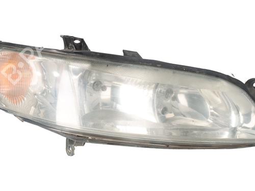 Lyskaster høyre Lyskaster høyre OPEL VECTRA B (J96) [1995-2004] 34251657 34251657