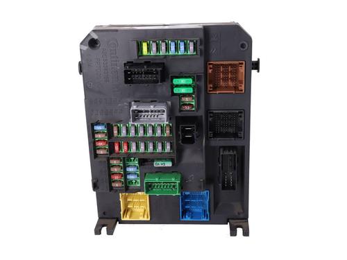 Fuse box CITROËN C4 Picasso II | BP38648689E1 - Image 3