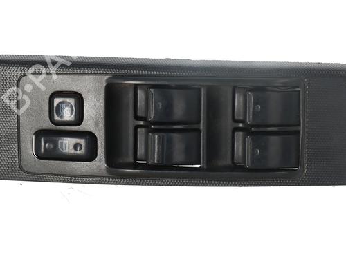 Used Left front window switch Left front window switch TOYOTA COROLLA Verso (ZER_, ZZE12_, R1_) 2.2 D-4D (AUR10_, AUR10R) (177 hp) 32631527 32631527