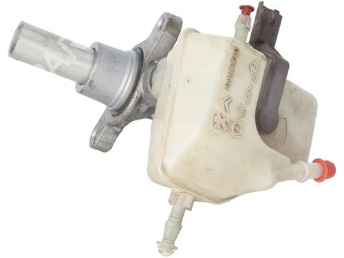 Used Brake master cylinder Brake master cylinder PEUGEOT 308 II (LB_, LP_, LW_, LH_, L3_) [2013-2021] 33952356 33952356
