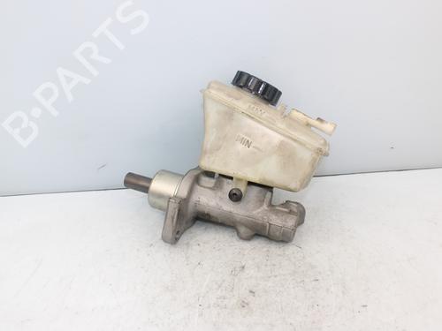 Used Brake master cylinder BMW 3 (E46) 320 d (136 hp) 17513217