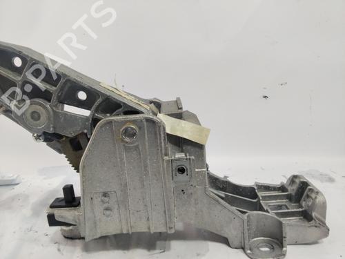 Hand brake PEUGEOT 308 II (LB_, LP_, LW_, LH_, L3_) 1.2 THP 130 | BP29982594I18