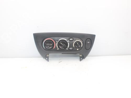 Used Climate control RENAULT MEGANE I Classic (LA0/1_) 1.6 16V (LA00, LA04, LA0B, LA11, LA16, LA19, LA1J, LA1K,... (107 hp) 16974275