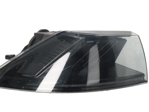 Used Left taillight Left taillight PEUGEOT 508 II (FB_, FH_, F3_) 1.5 BlueHDI 130 (FBYHZJ, FBYHZR) (131 hp) 33758364 33758364