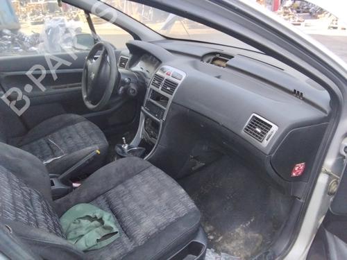 Fuse box PEUGEOT 307 (3A/C) | BP22943288E1