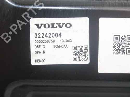 Engine control unit (ECU) VOLVO XC40 (536)  | BP17666731M57 