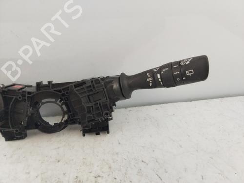 Switch TOYOTA AURIS (_E18_) 1.8 Hybrid (ZWE186_, ZWE186R) | BP19042353I30 