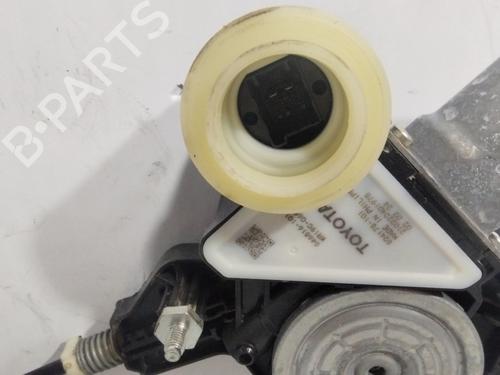 Front right window mechanism TOYOTA COROLLA Saloon (_E21_) 1.6 VVTi (ZRE210) | BP33214746C23 - Image 3