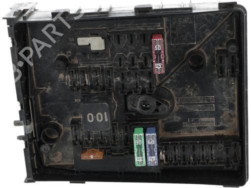 Used Fuse box VW CADDY III Box Body/MPV (2KA, 2KH, 2CA, 2CH) [2004-2016]  29933789