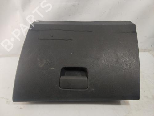 Dashboardkastje MERCEDES-BENZ GLA-CLASS (X156) GLA 200 CDI / d (156.908) (136 hp) 30672643