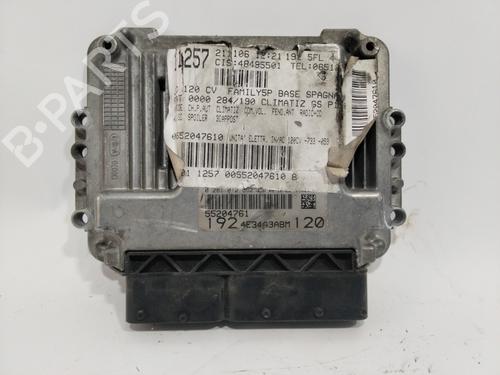Calculateur moteur (ecu) FIAT STILO (192_) 1.9 D Multijet (120 hp) 28728001