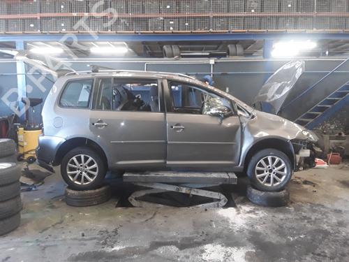Sikkerhedssele foran højre VW TOURAN (1T1, 1T2) 2.0 TDI 16V | BP15416332I25 