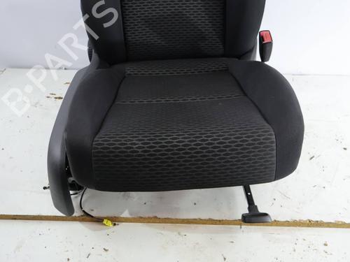 Right front seat VW GOLF VI (5K1) 1.6 TDI | BP39509233C16 - Image 11