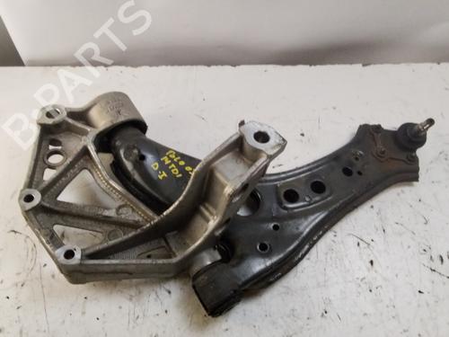 Używane Wahacz przedni lewy VW POLO CLASSIC (86C, 80) [1985-1994]  31206249