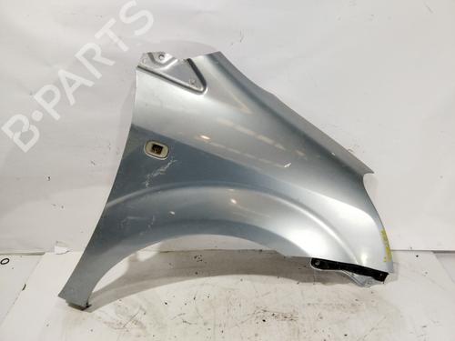 Used Right front fenders TOYOTA COROLLA Verso (_E12_) 2.0 D-4D (CDE120_, CDE120R) (90 hp) 31270012