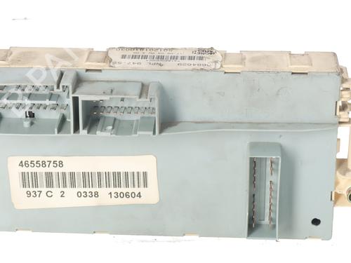 Fuse box ALFA ROMEO GT (937_) 1.9 JTD (937CXN1B) | BP33957962E1 - Image 2