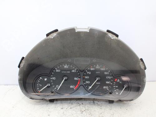 Cockpit PEUGEOT 206 Hatchback (2A/C) 1.4 HDi eco 70 (68 hp) 15182419